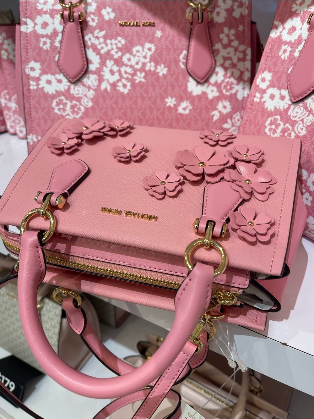 MICHAEL KORS Marilyn Sm Floral Embellished Satchel Messenger Cros
Carnation 
NWT - Picture 3 of 16